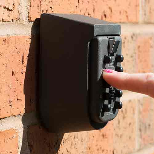 outside key safe